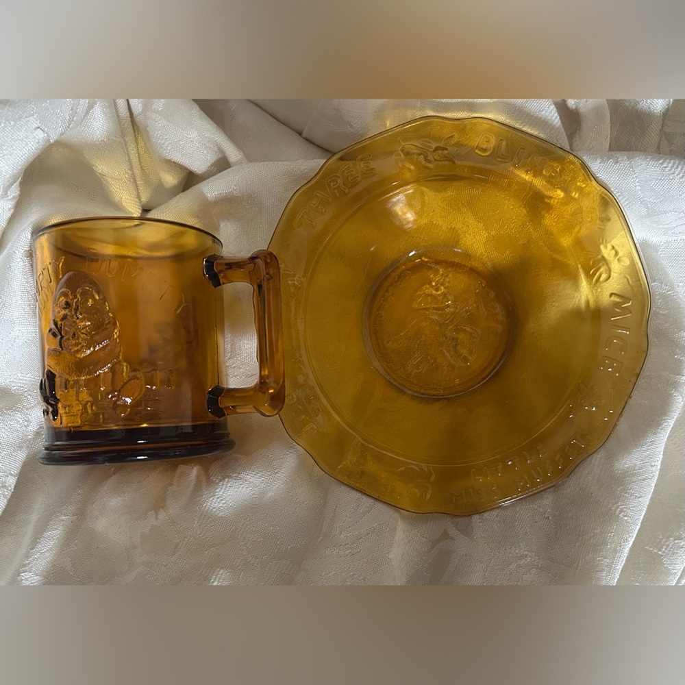 Amber Glass Nursery Rhyme mug and Plate